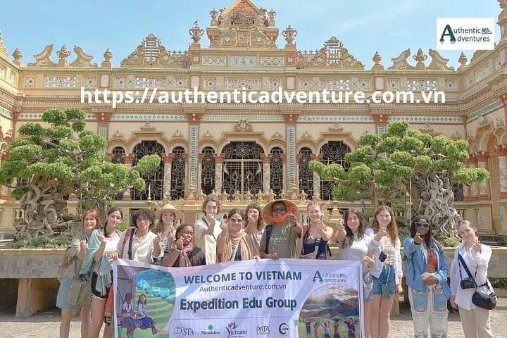 5-Day Southern Vietnam: Ho Chi Minh, Cu Chi & Mekong Delta Tour photo 1