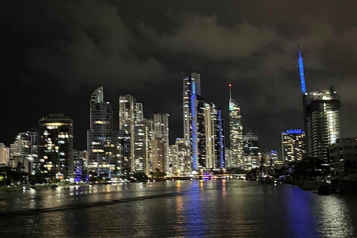 Surfers Paradise City Lights Cruise — Gold Coast Night Waterways photo 4