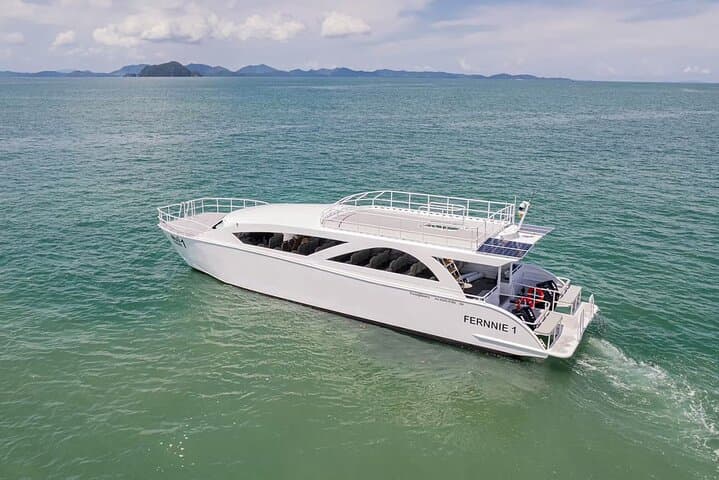 Phi Phi & Bamboo Island Speed Catamaran Day Trip from Phuket