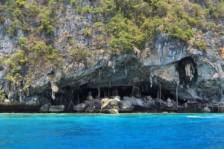 Phi Phi & Bamboo Island Speed Catamaran Day Trip from Phuket photo 4