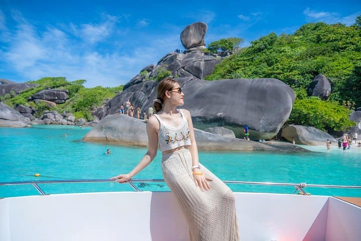 Similan Islands Speedboat Snorkeling Tour from Phuket — Day Trip to Sail Rock & Miang