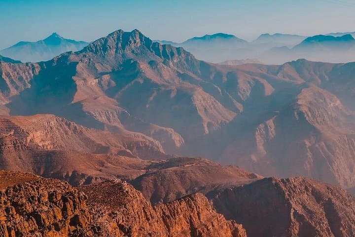 Jebel Jais High Mountain Private Tour from Dubai — 4x4 Drive, Hikes & Photo Stops