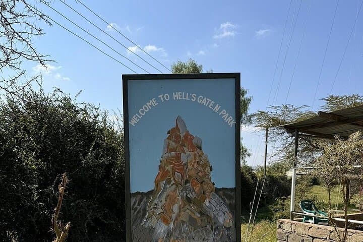 Day Trip to Hell's Gate & Lake Naivasha from Nairobi — Bike, Hike, Boat photo 2