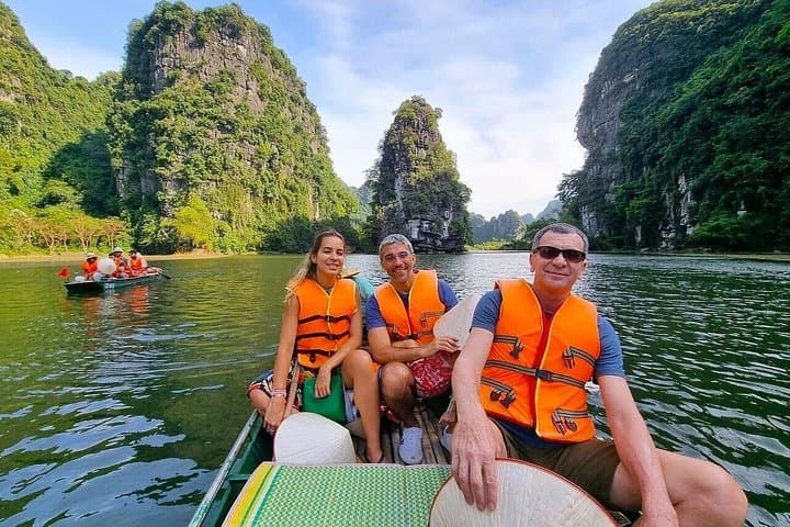Hanoi to Trang An, Bich Dong & Mua Cave: Private Full-Day Ninh Binh Tour photo 2