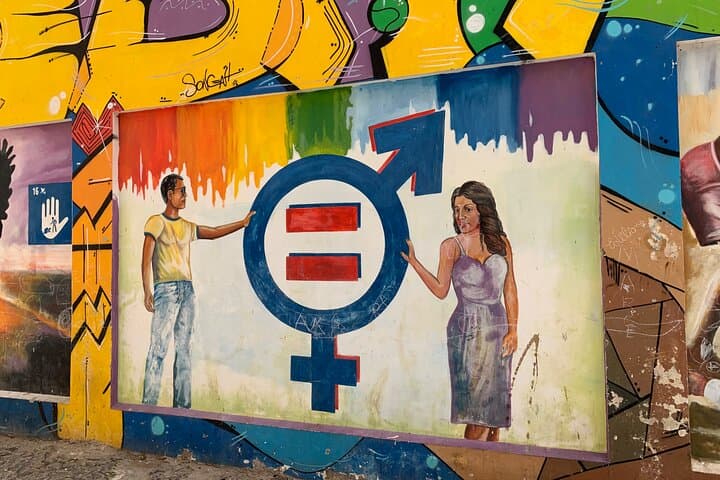 Mindelo Street Art & Local Studios Tour — Explore São Vicente's Creative Heart photo 6