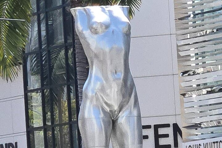 Beverly Hills & Rodeo Drive Self-Guided Audio Walking Tour: History, Shops, and Hidden Gems photo 4
