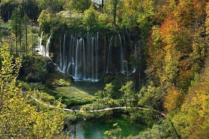 Zagreb to Zadar via Plitvice Lakes: Private Day Transfer & Waterfall Walk photo 5