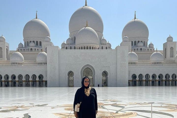 Dubai to Abu Dhabi Day Trip — Sheikh Zayed, Qasr Al Watan & Etihad Towers photo 3