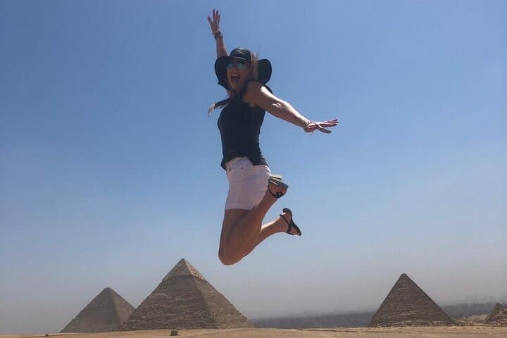Private Giza Pyramids & Sphinx Tour with Panoramic Desert Views photo 5
