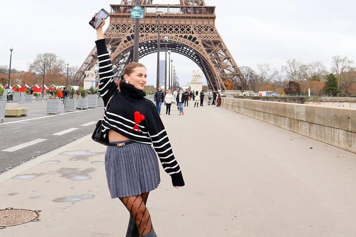 Paris Private Photographer — 6-Hour Portrait Session Across the City photo 4