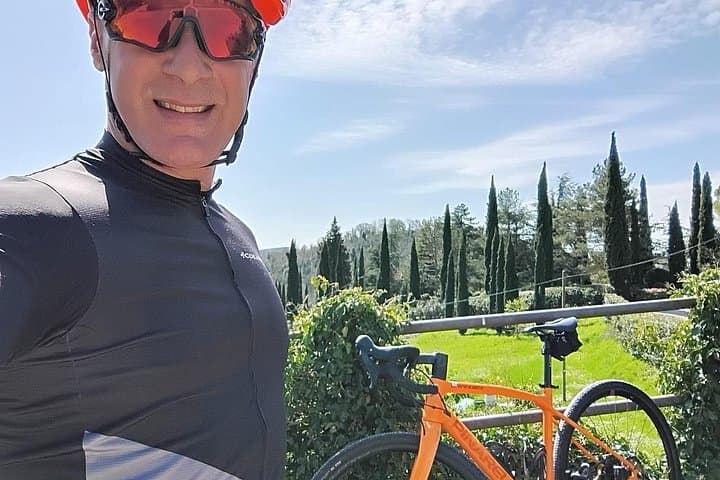 Chianti Bike Tour and Wine Tasting: Ride Gaiole’s Vineyard Roads photo 3
