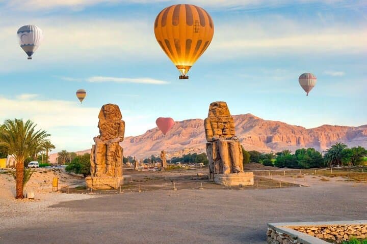 Sunrise Balloon and Private Kayak Experience on the Nile in Luxor