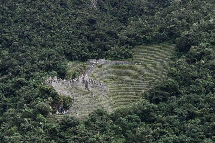 Short Inca Trail 2-Day, 1-Night: Hike Wiñay Wayna to Machu Picchu via the Sun Gate