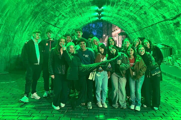 Edinburgh Pub Crawl: Free Shots, VIP Entry & Nightlife Walking Tour photo 4