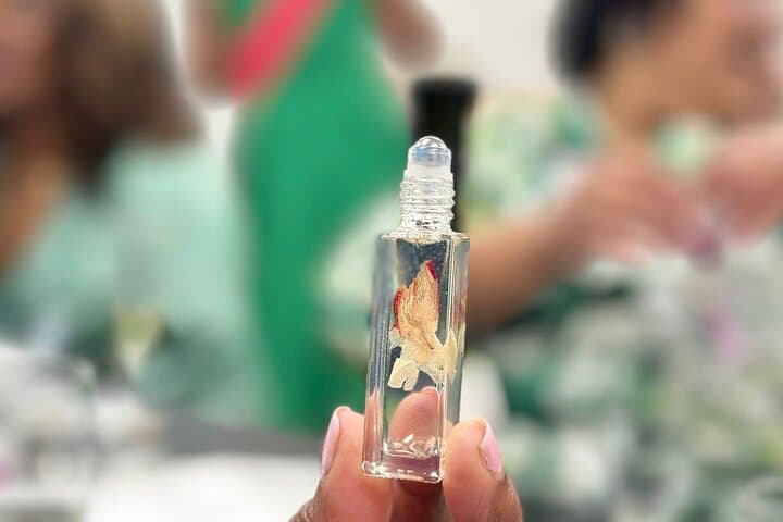 Houston Art of Aromatherapy: DIY Perfume Class in Upper Kirby photo 2