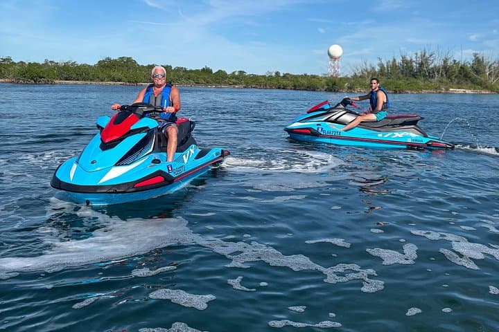 Key West Freestyle Jet Ski Adventure: 1-Hour Open-Water Ride with Six Fins photo 3