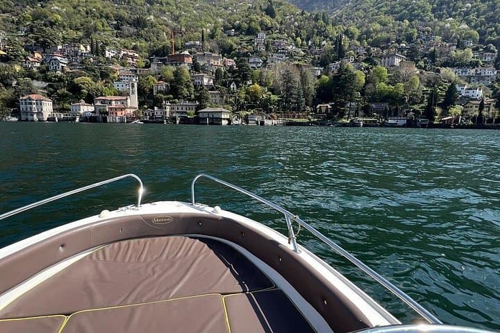 Lake Como Self-Drive Boat Rental — Como to Varenna (1–6 Hours) photo 4