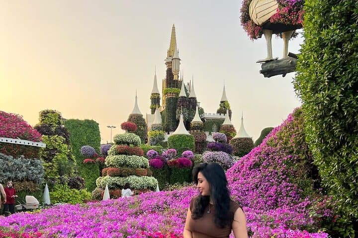 Dubai Miracle Garden Entry Tickets — Winter Floral Park & Butterfly Garden Guide photo 3