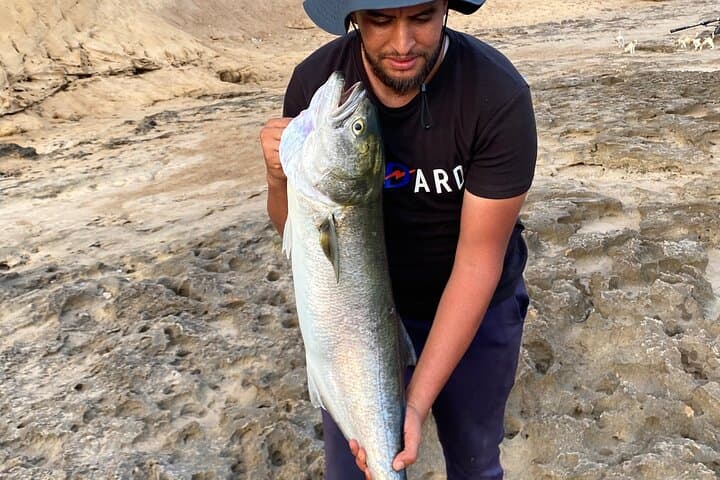 Coastal Fishing with an Authentic Agadir Local: Shoreline Lessons and Moroccan Sea Views