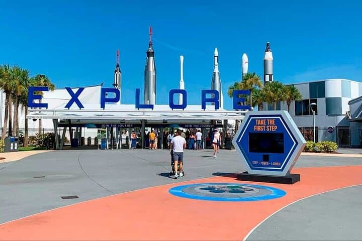 Miami to Kennedy Space Center: Luxury Car Transfer for a Stress-Free Day Trip photo 4