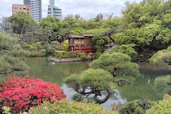 Sorakuen Garden Guided Walk: A Quiet Hour in Kobe’s Historic Pond Garden photo 2