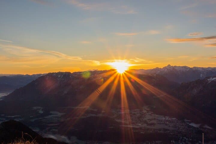 Sunrise Vortex Tour on Mount Shasta — Guided Sunrise Meditation & Short Hikes