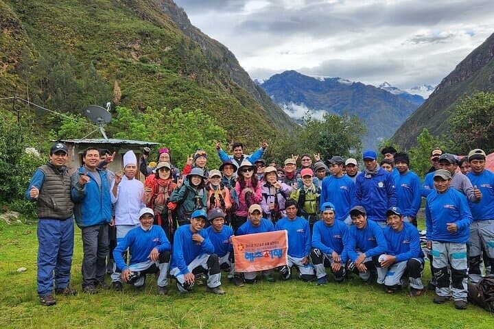 inka-trail-4-day-3-night-classic-trek-to-machu-picchu photo 5