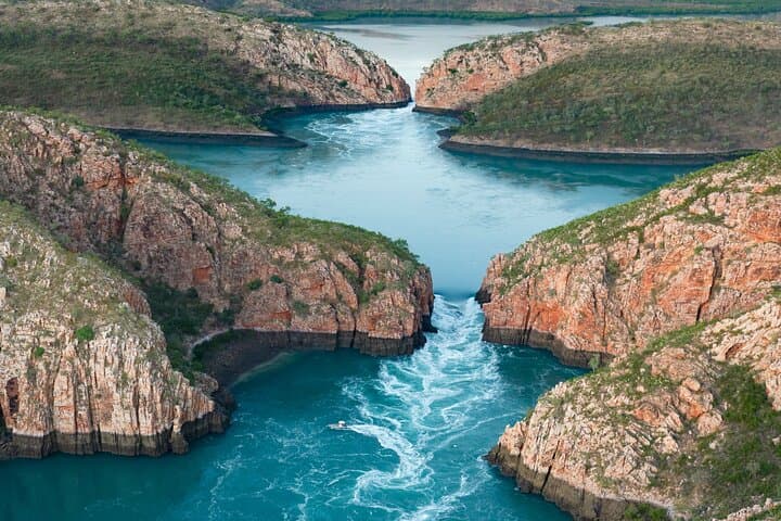 Horizontal Falls Helicopter Adventure — Broome to Talbot Bay photo 4