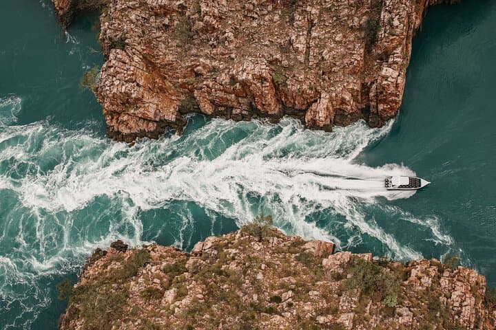 Horizontal Falls Helicopter Adventure — Broome to Talbot Bay photo 5