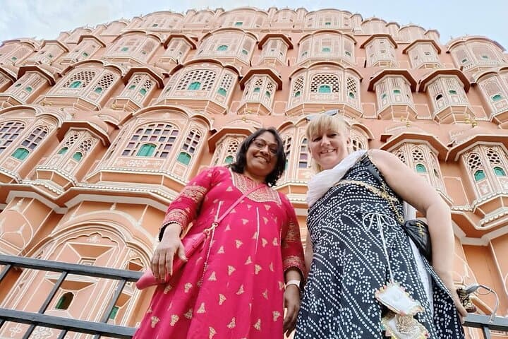 Jaipur Royal Heritage & Artisan Craft Day Tour from Delhi — Amber Fort, Hawa Mahal & Workshops