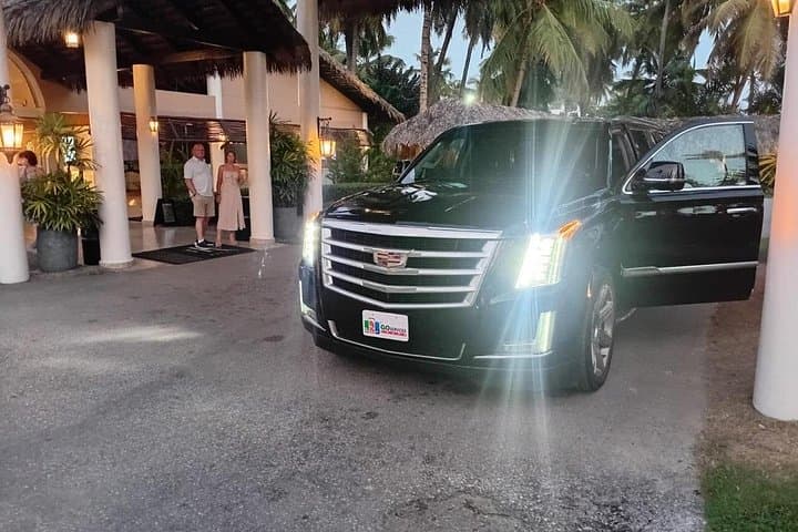 VIP Cadillac Private Transfer: Punta Cana Airport to Bayahibe photo 1