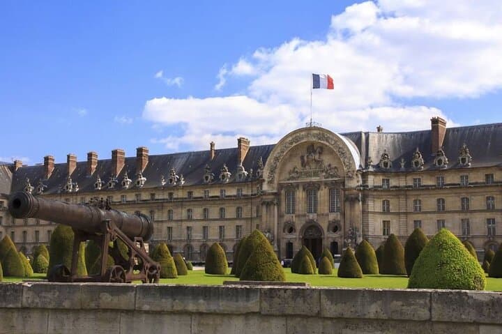Explore Napoleon's Tomb & Army Museum in Paris — Audio Ticket Guide photo 6