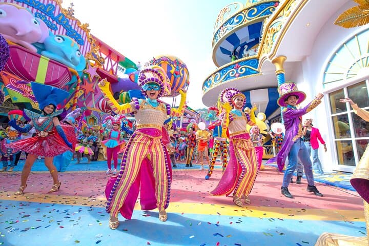 Carnival Magic Phuket: Nighttime Thai Cultural Carnival & Dinner Show photo 3