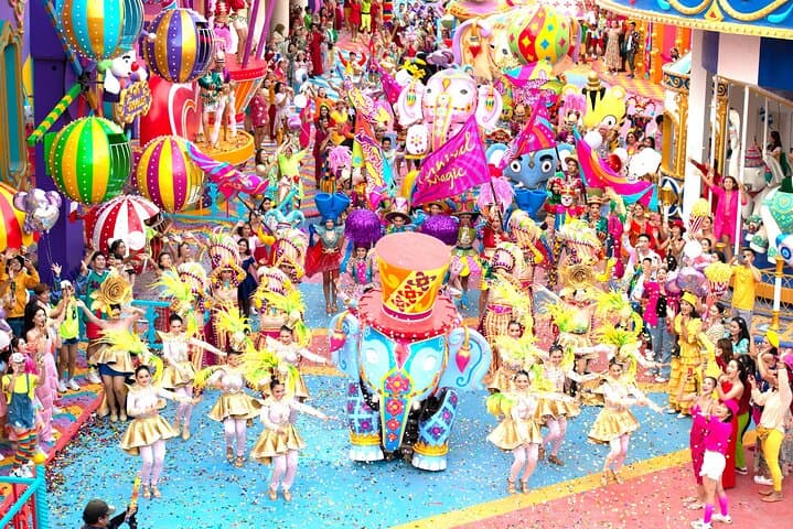 Carnival Magic Phuket: Nighttime Thai Cultural Carnival & Dinner Show photo 6