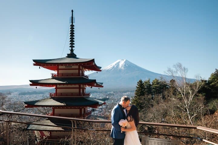 Mount Fuji Private Photoshoot for Couples, Proposals & Family Memories