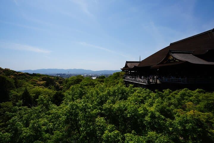 Early Morning E‑Bike Tour in Kyoto: Fushimi Inari to Kiyomizu‑dera photo 6
