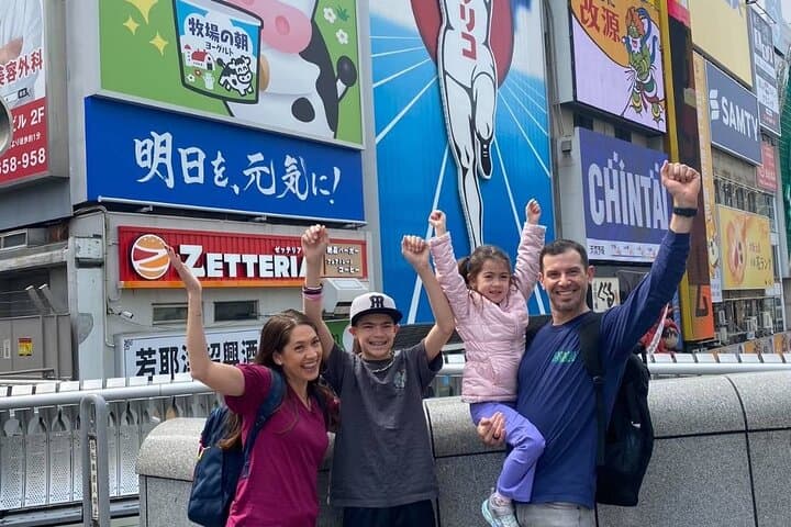 Private Osaka Day Tour: Dotonbori, Kuromon Market & Shinsekai Food Walk