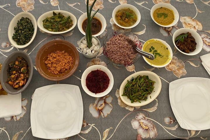 Authentic Sri Lankan Home Cooking Experience in Hikkaduwa photo 3