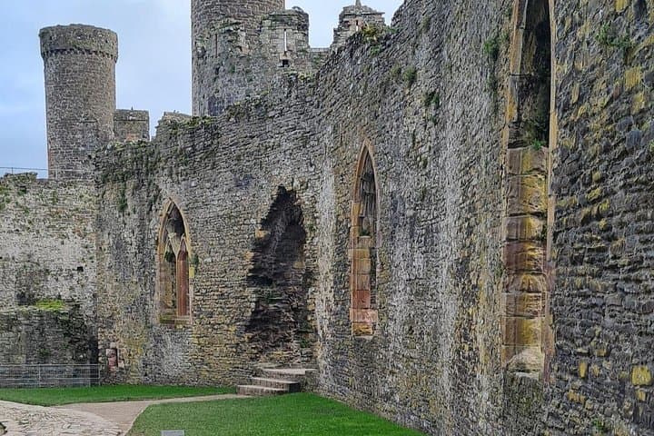 Conwy Castle Guided Tour: Climb Towers & Walk Medieval Walls in One Hour photo 4