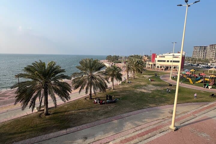 Dammam Full City Tour: Corniche Strolls, Ithra Culture & Heritage Village photo 5