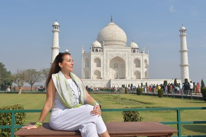 Luxury Golden Triangle: 6-Day Private Tour from Delhi to Agra & Jaipur