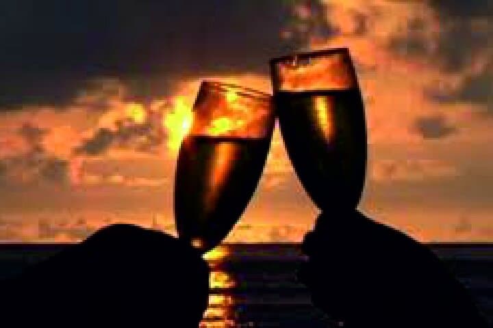 Sunset VIP Catamaran Cruise and Dinner on the Tagus River photo 4