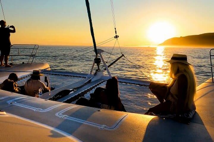 Sunset VIP Catamaran Cruise and Dinner on the Tagus River photo 2