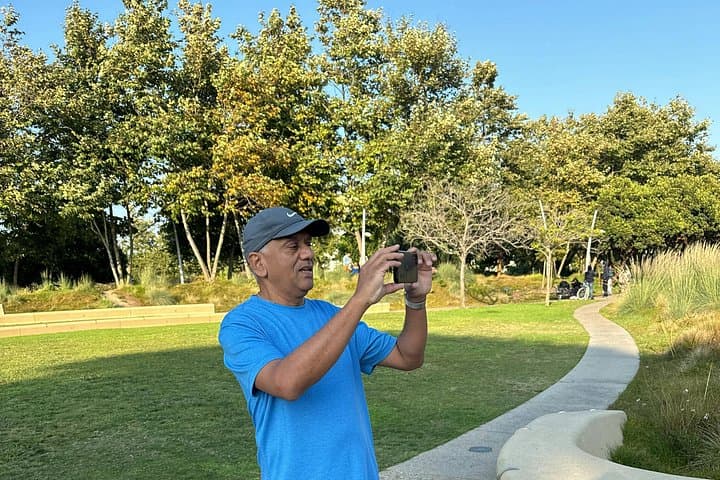 Santa Monica Superhero Game: Self-Guided Pier-to-Promenade Adventure photo 2