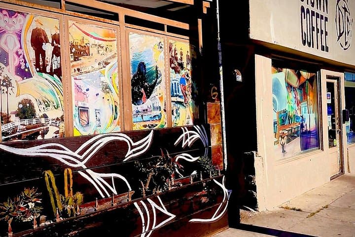 Santa Monica Superhero Game: Self-Guided Pier-to-Promenade Adventure photo 4