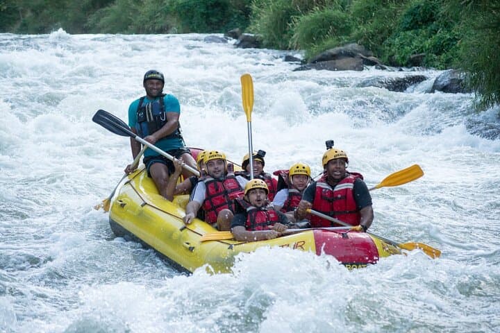 Full-Day Whitewater Rafting Near Rio de Janeiro — 7 km Class II–III River Adventure photo 3