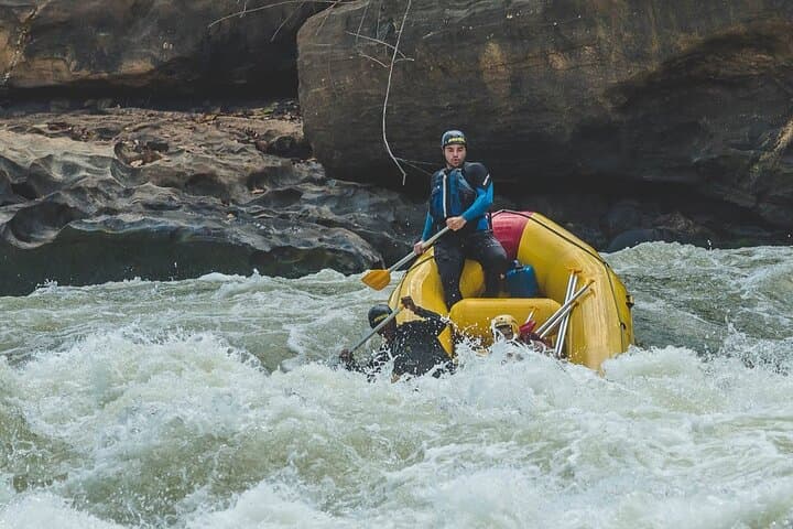 Full-Day Whitewater Rafting Near Rio de Janeiro — 7 km Class II–III River Adventure photo 6
