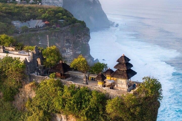 Bali Sunset at Uluwatu: Kecak Dance & Jimbaran Seafood Experience photo 2