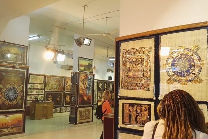 Khan El Khalili Private Guided Shopping Tour with Lunch — Cairo Bazaar Experience photo 3
