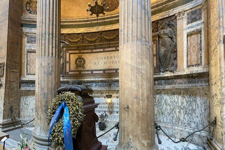 Skip-the-Line Pantheon & 24-Hour Rome Hop-On Hop-Off Bus Tour photo 6